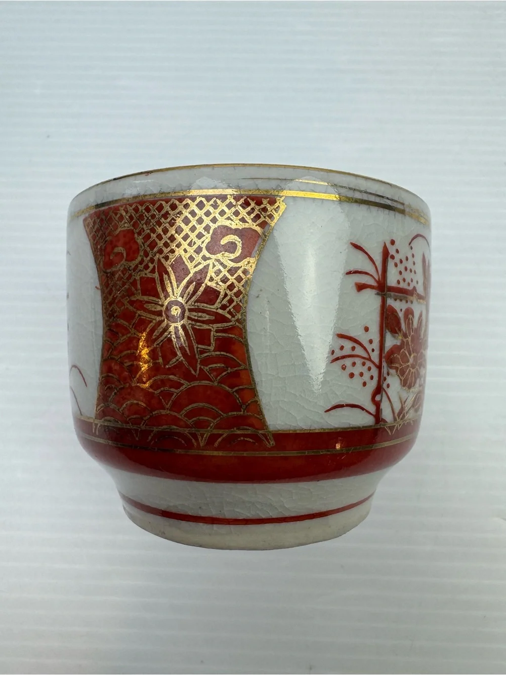VTG Japanese Satsuma Sake Tea Cups Set Of 5 Red Gold Floral Crackle Glaze Marked